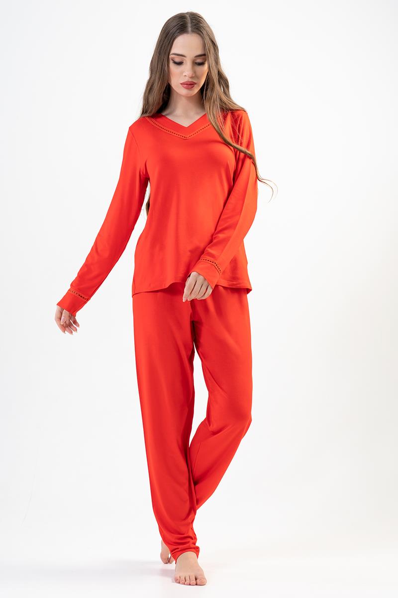 Woman Fiery Red Pyjama Set