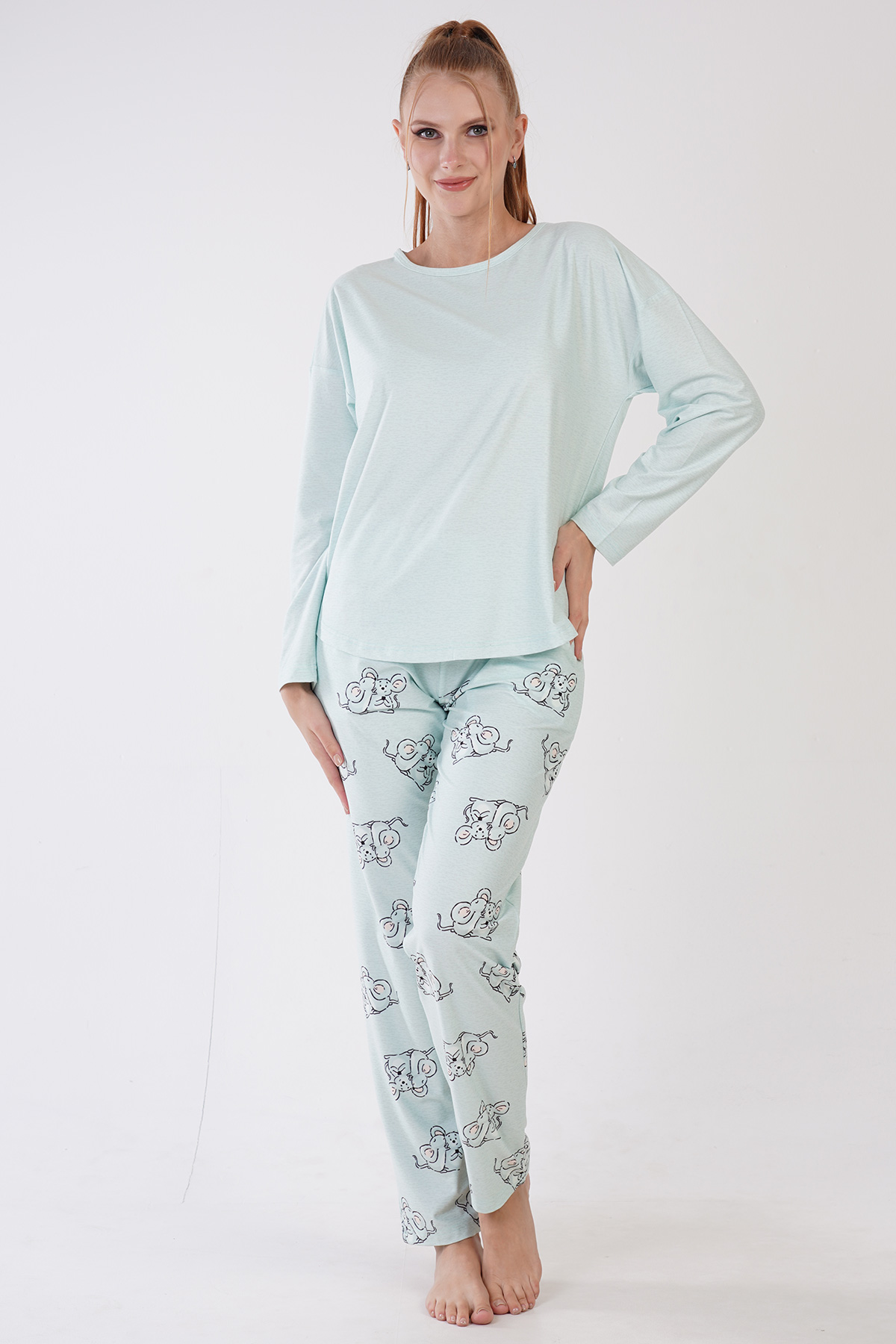 Woman Microsoft Marla Buttoned Long Sleeve Pela Pyjama Set